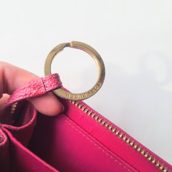 Tory Burch Roslyn Fuchsia Pink Pebbled Leather Mini Keychain Wallet - Picture 5 of 5